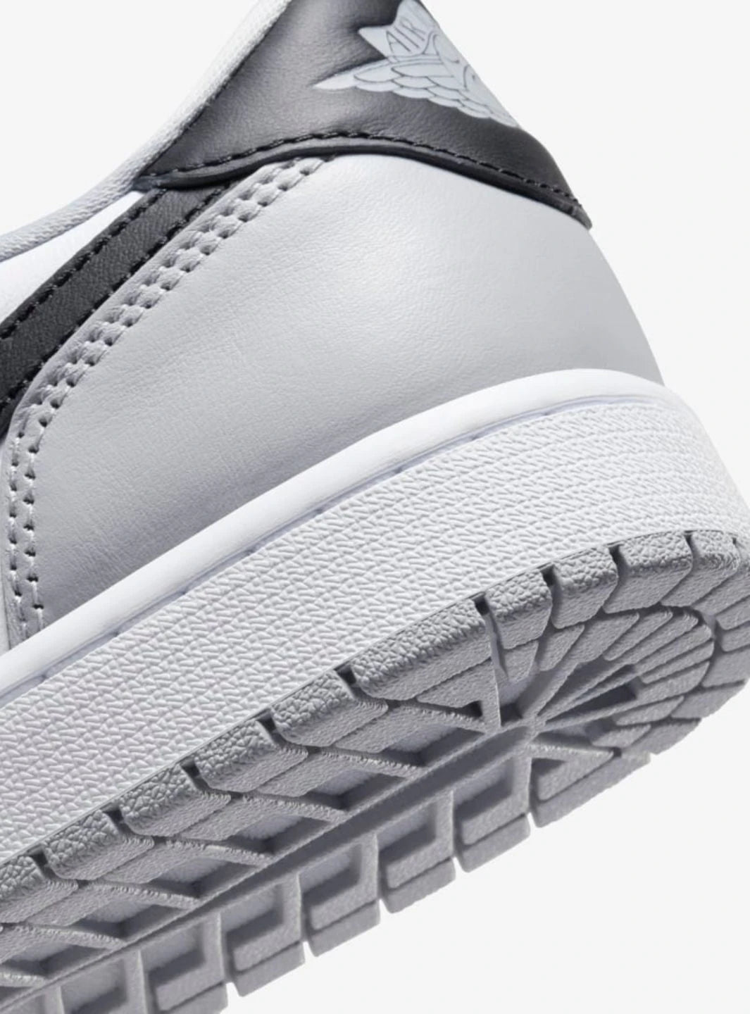Air Jordan 1 Retro Low OG Barons