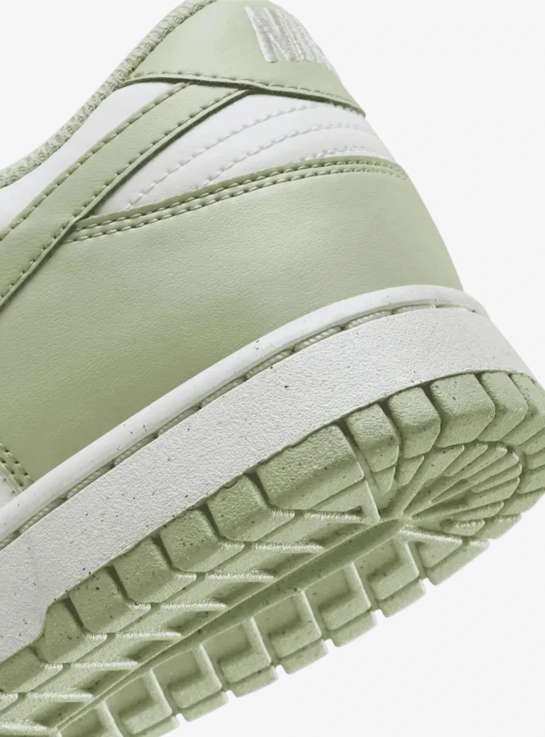 Nike Dunk Low Next Nature Olive Aura (W)