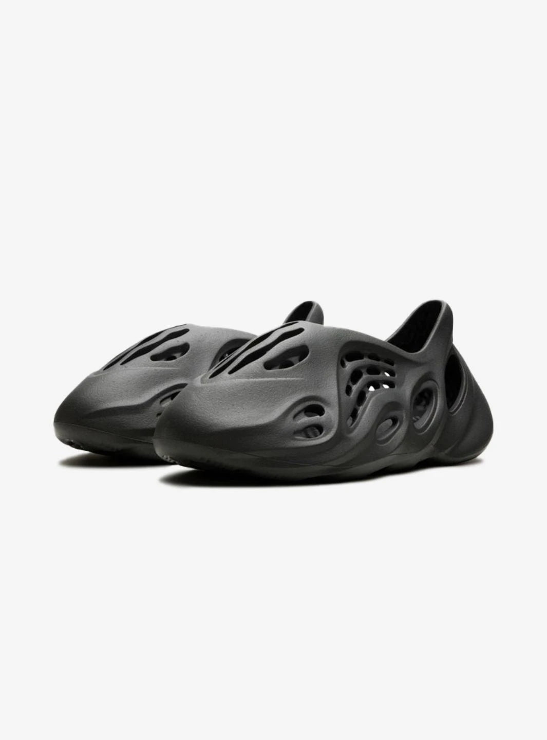 Adidas Yeezy Foam RNNR Carbon