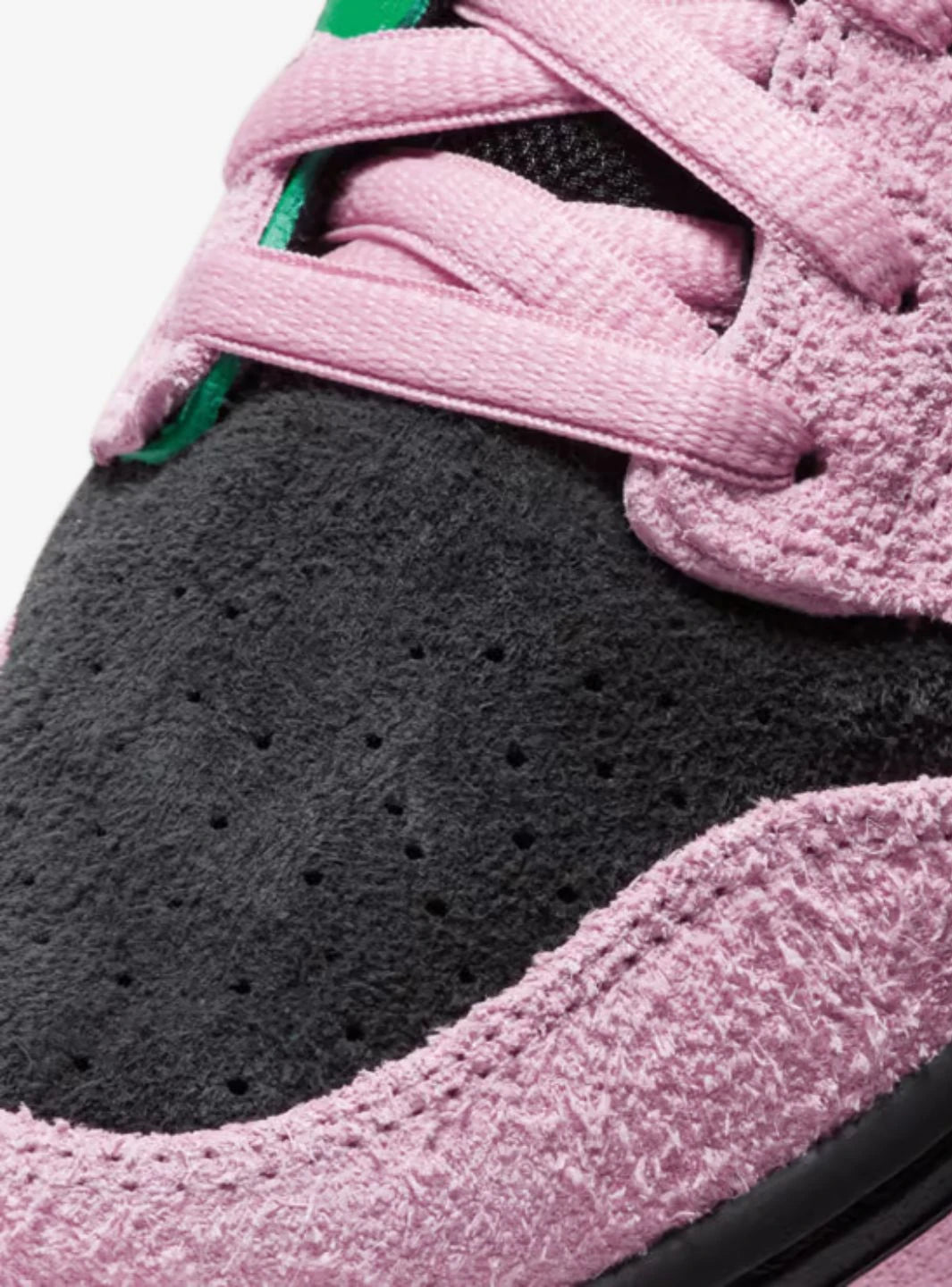 Nike SB Dunk High Invert Celtics