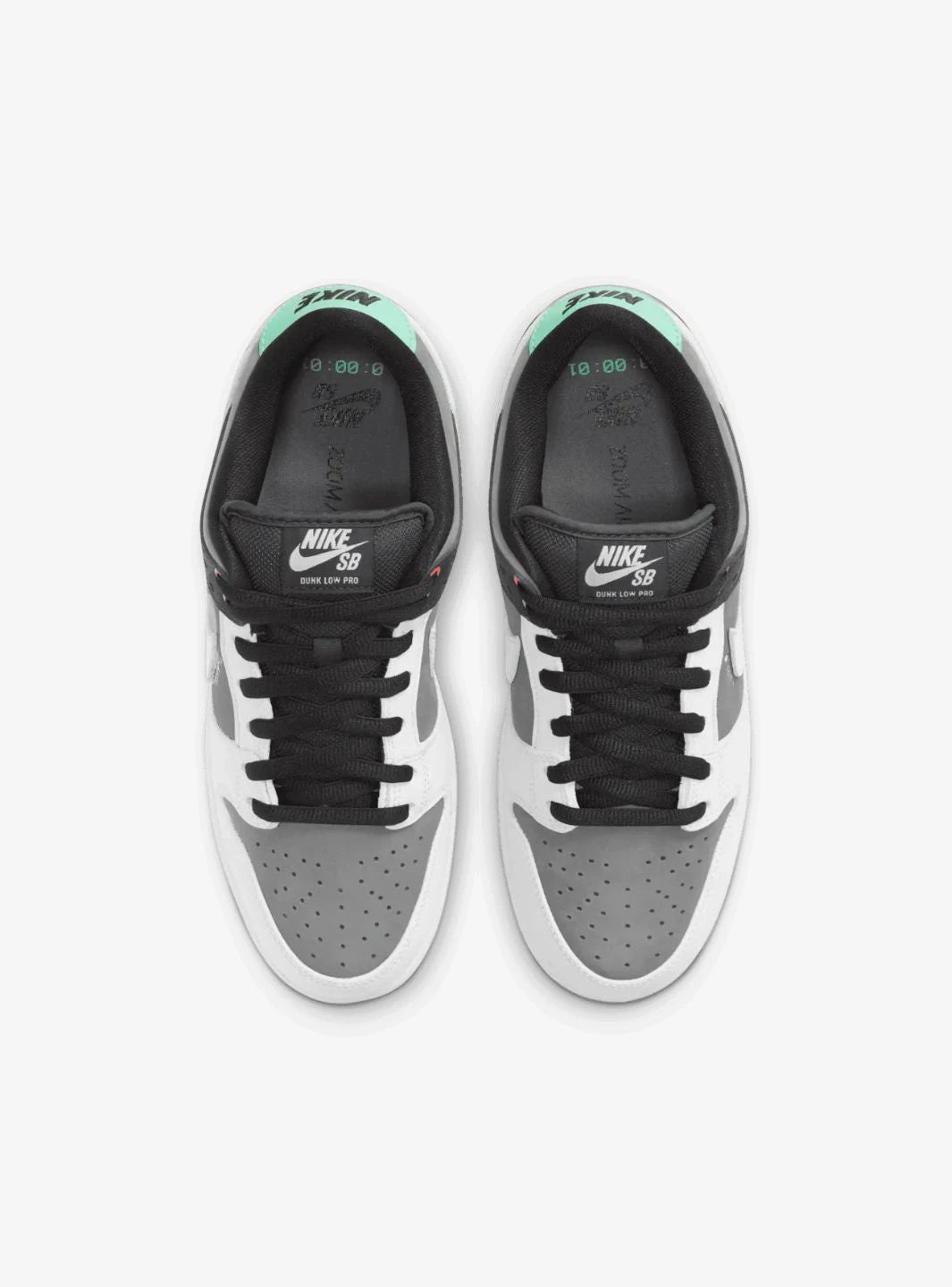 Nike SB Dunk Low VX1000