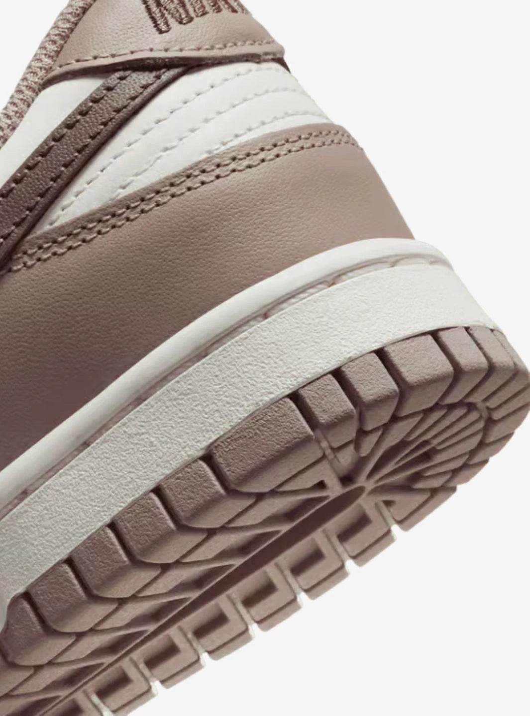 Nike Dunk Low Sail Plum Eclipse (W)
