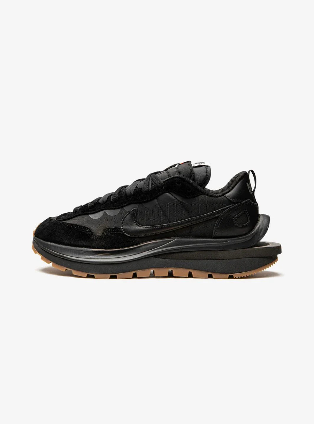 Nike Vaporwaffle Sacai Black Gum