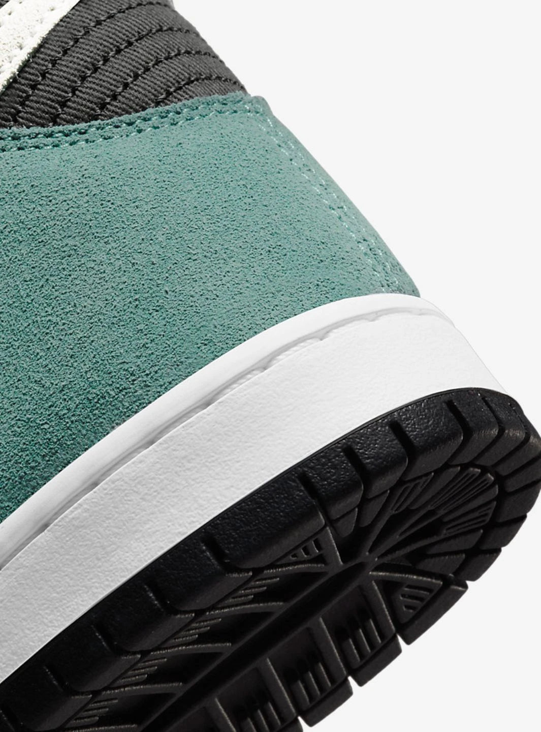 Nike SB Dunk High Pro Mineral Slate Suede