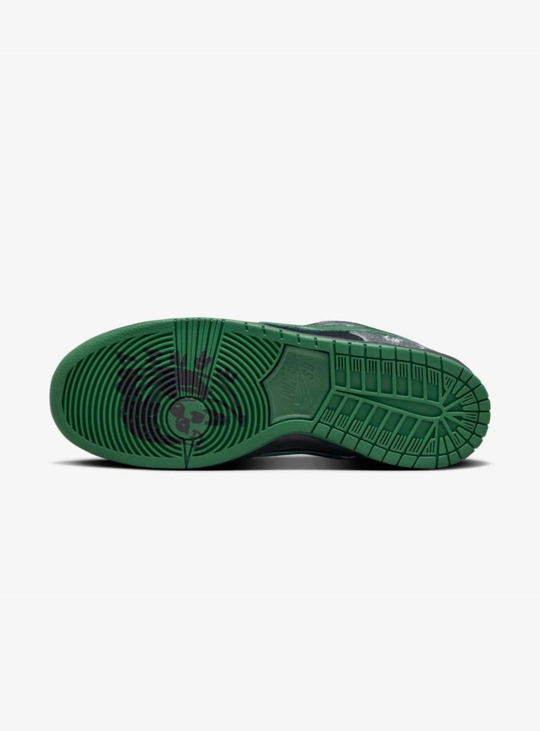 Nike SB Dunk Low Pro There Skateboards